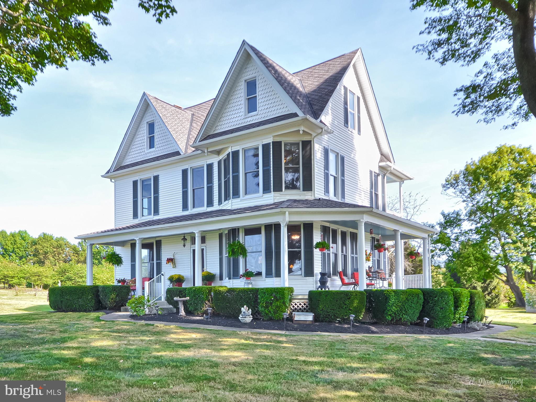 Wrap around porches for privacy or social fun