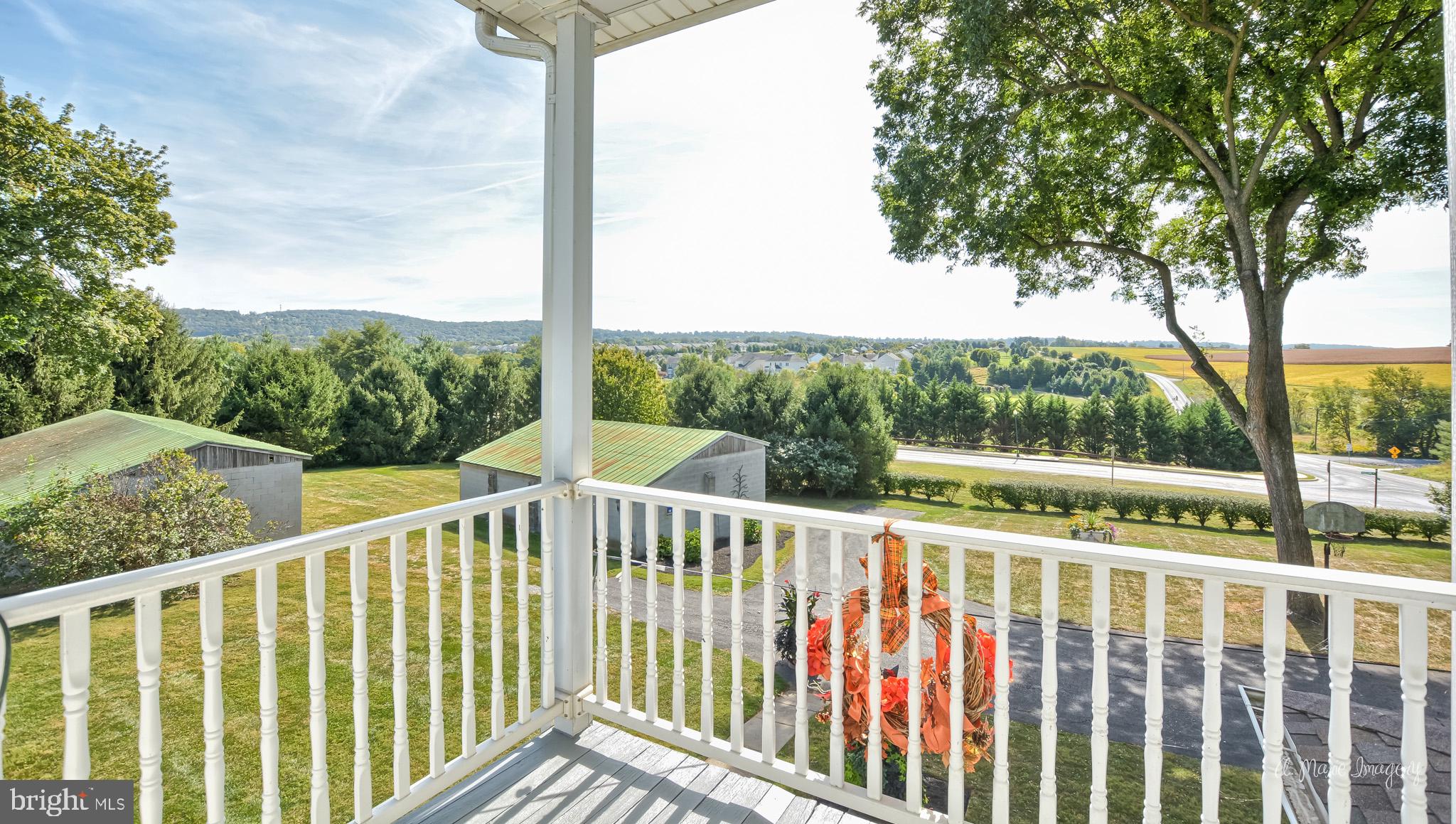 7229 Holter Road Middletown, MD 21769 - Photo 35 of 77 Morning coffee anyone?