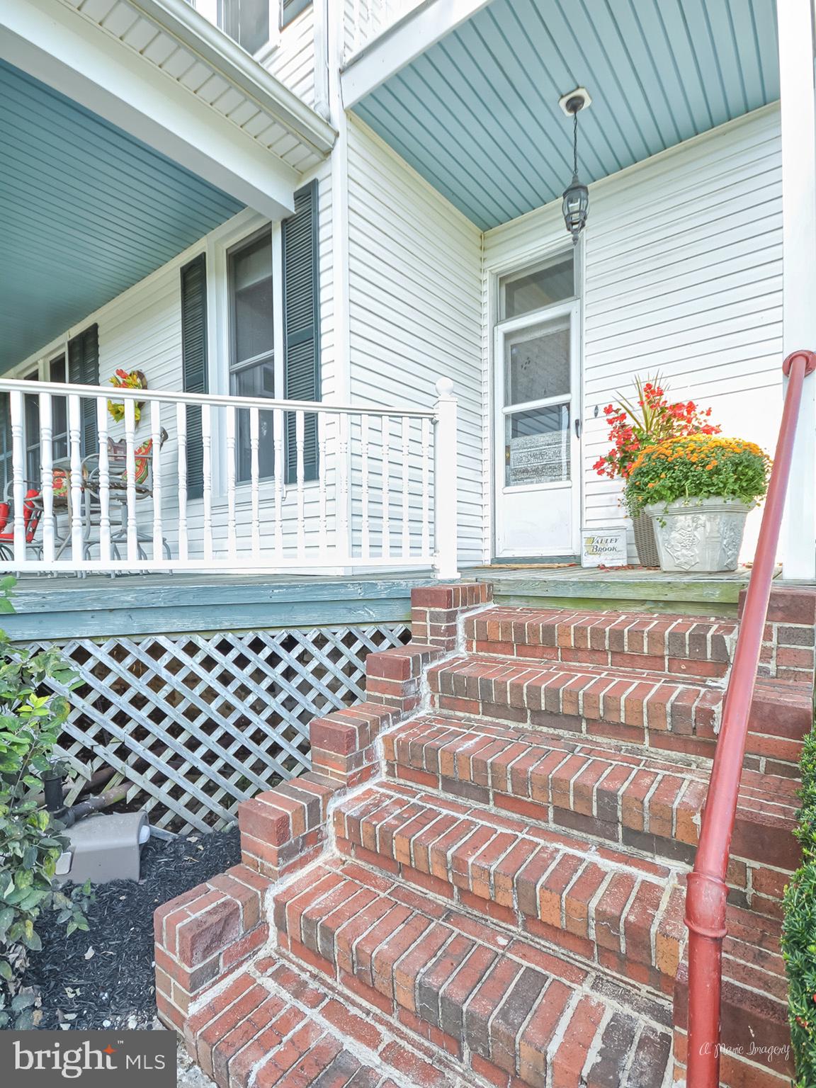 7229 Holter Road Middletown, MD 21769 - Photo 62 of 77 Side porch w/side entry to Dining Room