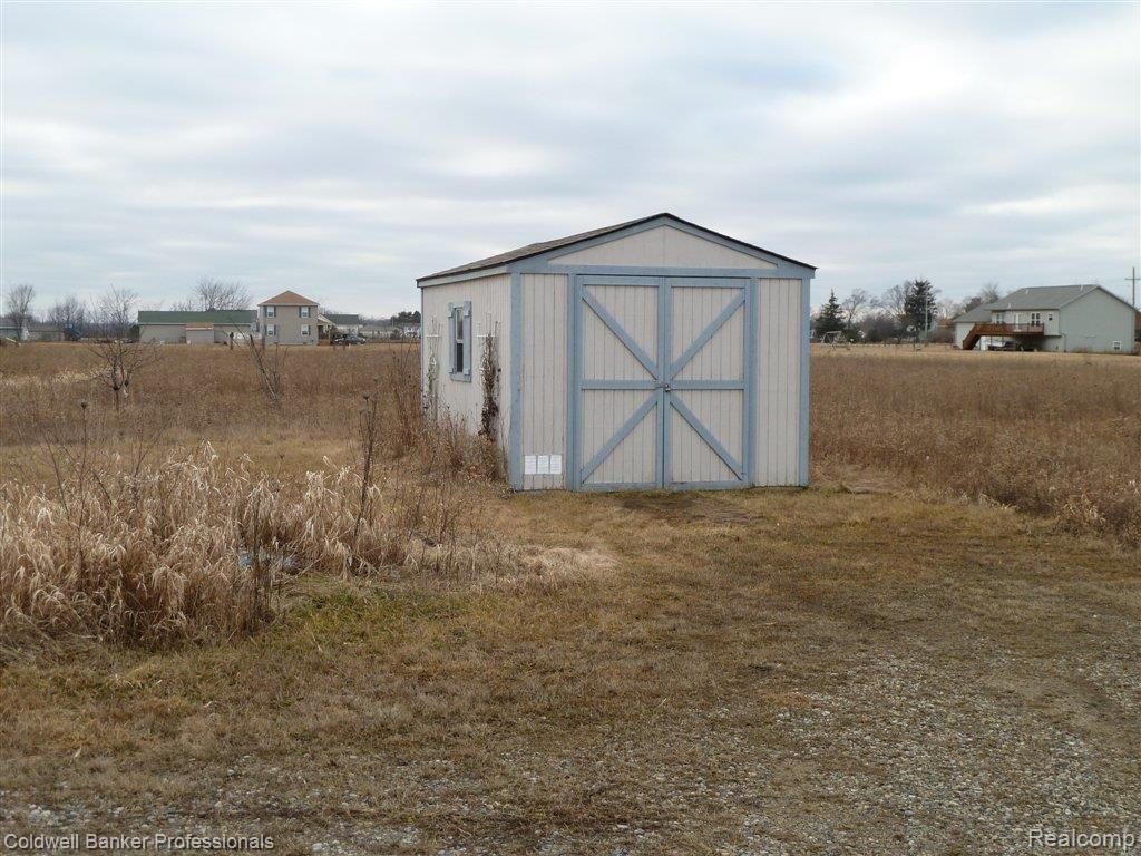 1953 Fish Lake Road Lapeer, MI 48446 - Photo 3 of 13 P1050185.JPG