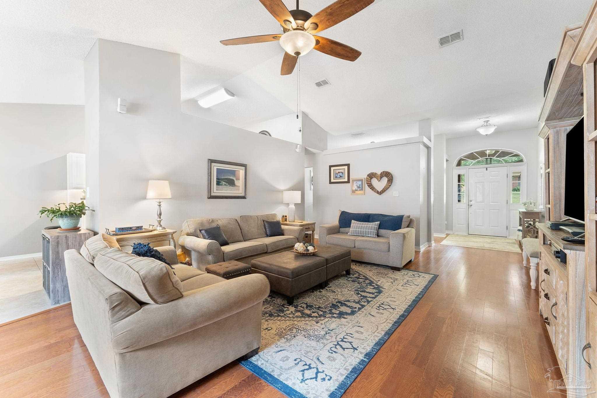 5978 Ridgeview Drive Milton, FL 32570 - Photo 8 of 38
