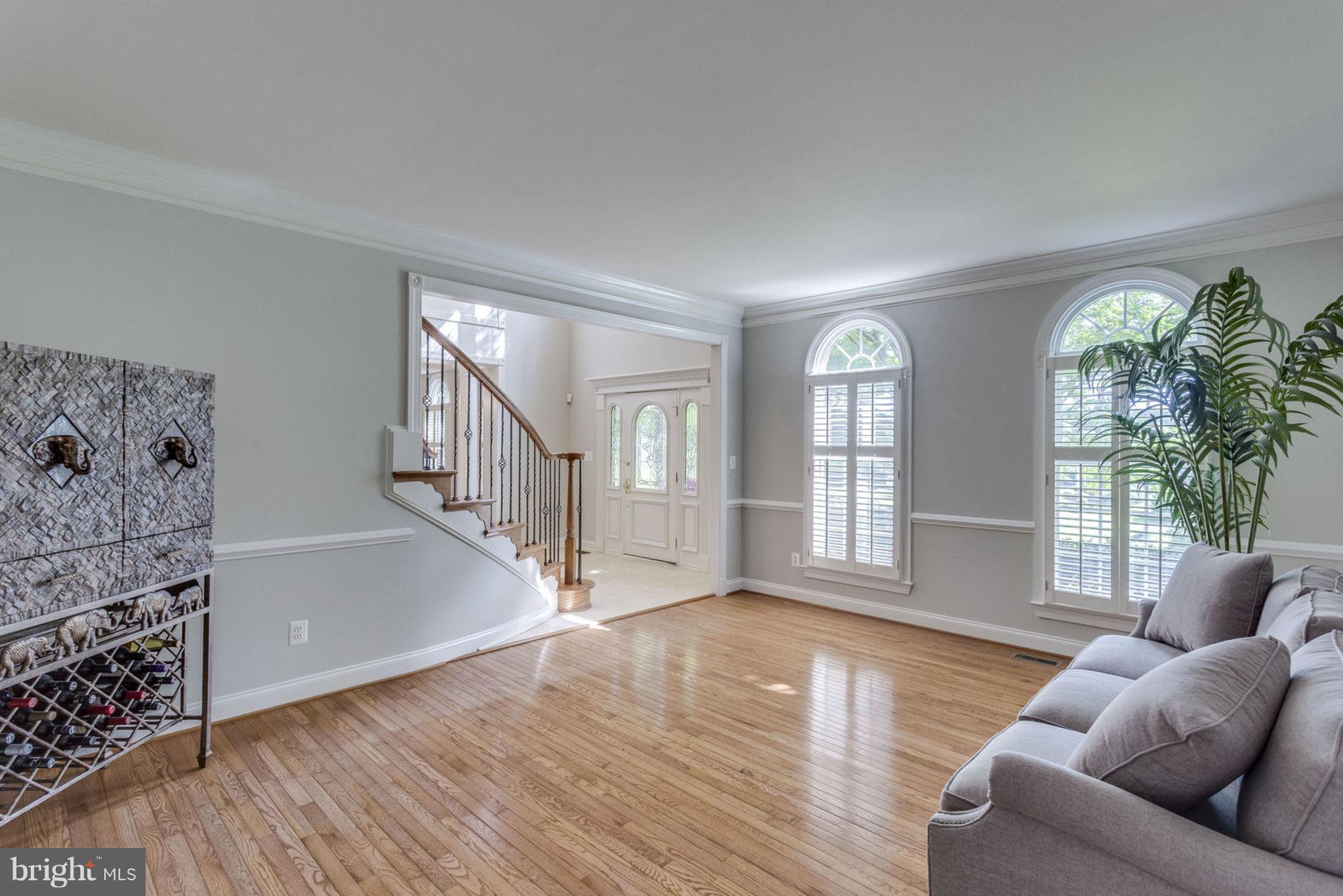 17559 Kinloch Ridge Court Leesburg, VA 20175 - Photo 8 of 30 Living Room Leads to Conservatory