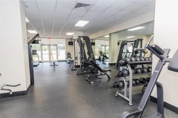 $3,300 | 3001 South Ocean Drive, Unit 1011, Hollywood, FL 33019