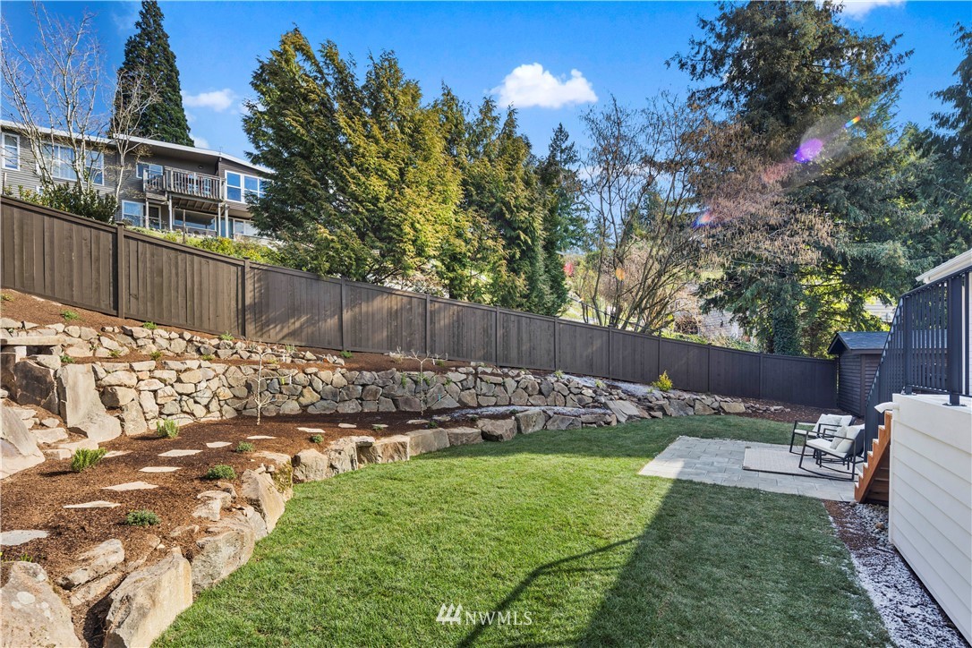 12106 Southeast 26th Street Bellevue, WA 98005 - Photo 30 of 32 a view of yard with patio