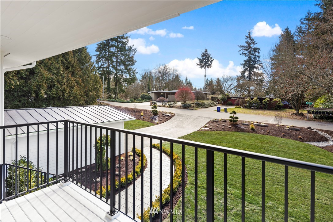 12106 Southeast 26th Street Bellevue, WA 98005 - Photo 32 of 32 a view of a balcony with wooden floor