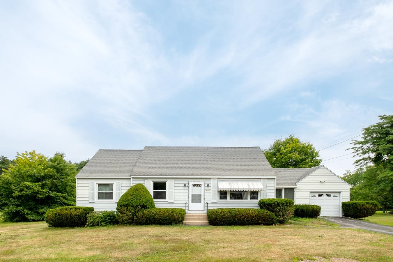 556 Salmon Falls Road Rochester, NH 03868 - Photo 1 of 31