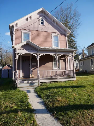 $375,000 | 28 North Chestnut Street, New Paltz, NY 12561
