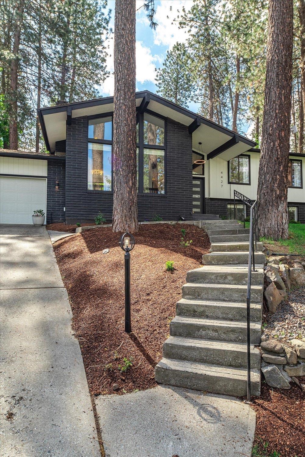 4427 West Shawnee Avenue Spokane, WA 99208 - Photo 4 of 50