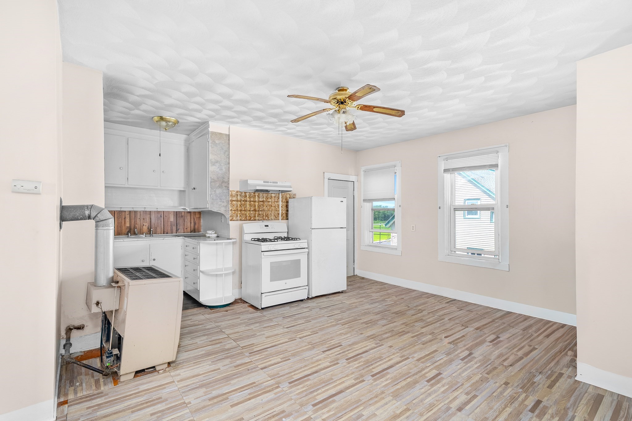 84 Cory Street Fall River, MA 02720 - Photo 6 of 35 Gallery Image 6