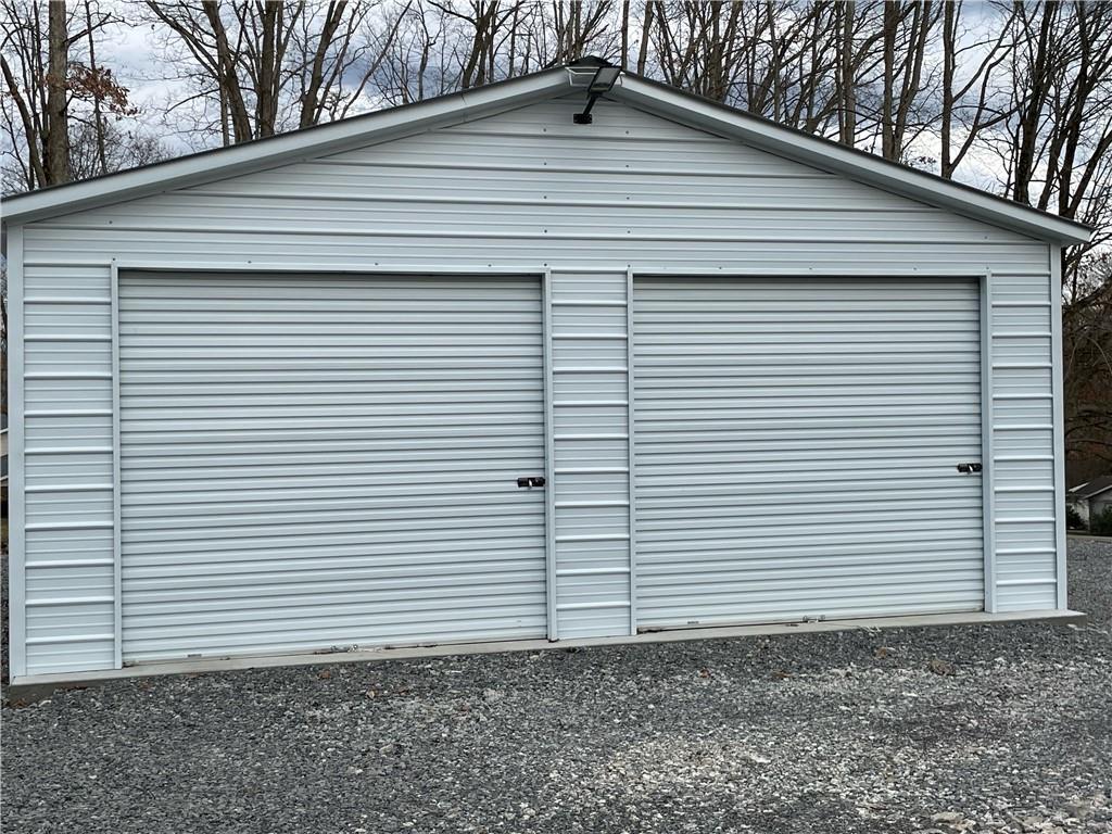 301 Euclid Road Butler, PA 16001 - Photo 3 of 19 Gallery Image 3