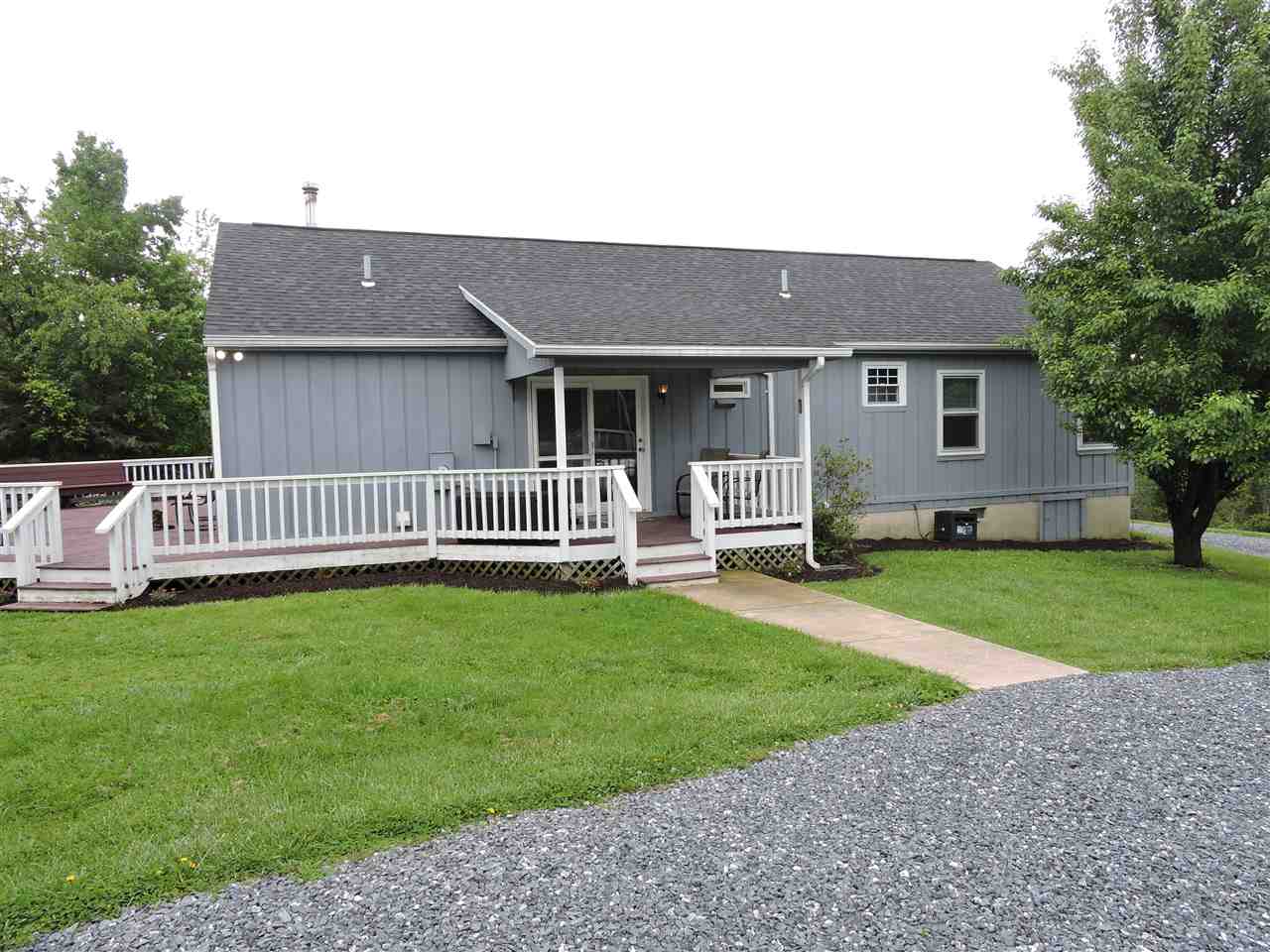 422 Walnut Hills Road Staunton, VA 24401 - Photo 10 of 45 Gallery Image 10