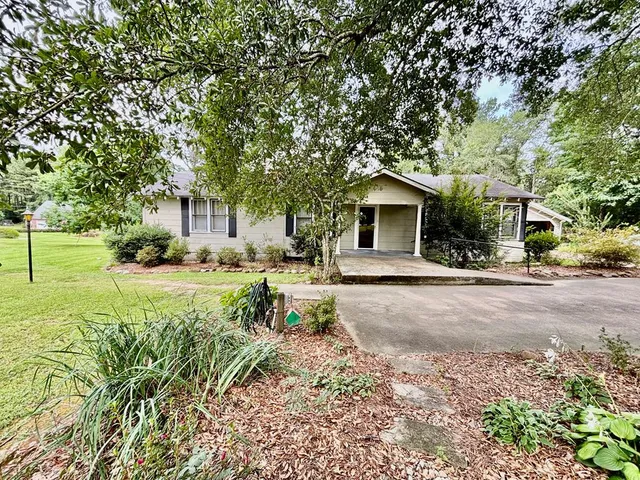 $130,000 | 1078 Highway 570, McComb, MS 39648