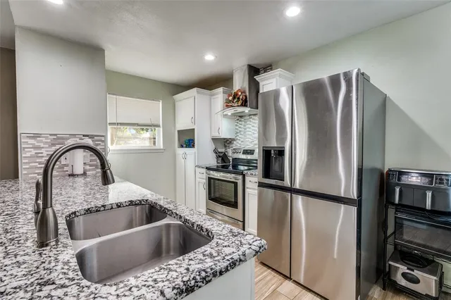 $299,999 | 2012 Norfolk Drive, Arlington, TX 76015