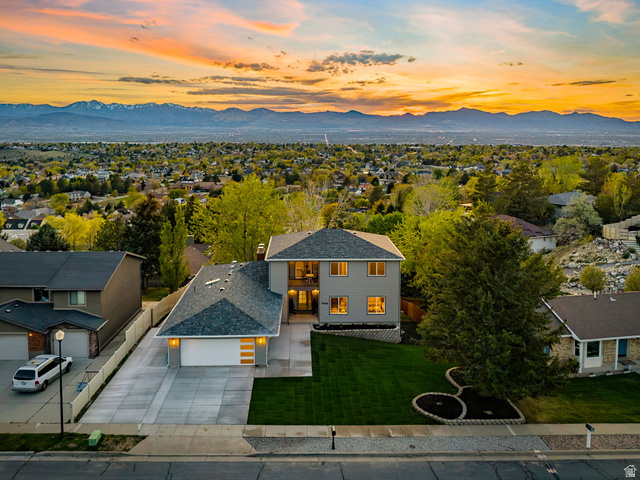 11446 South 2320 East Sandy, UT 84092 - Photo 4 of 59