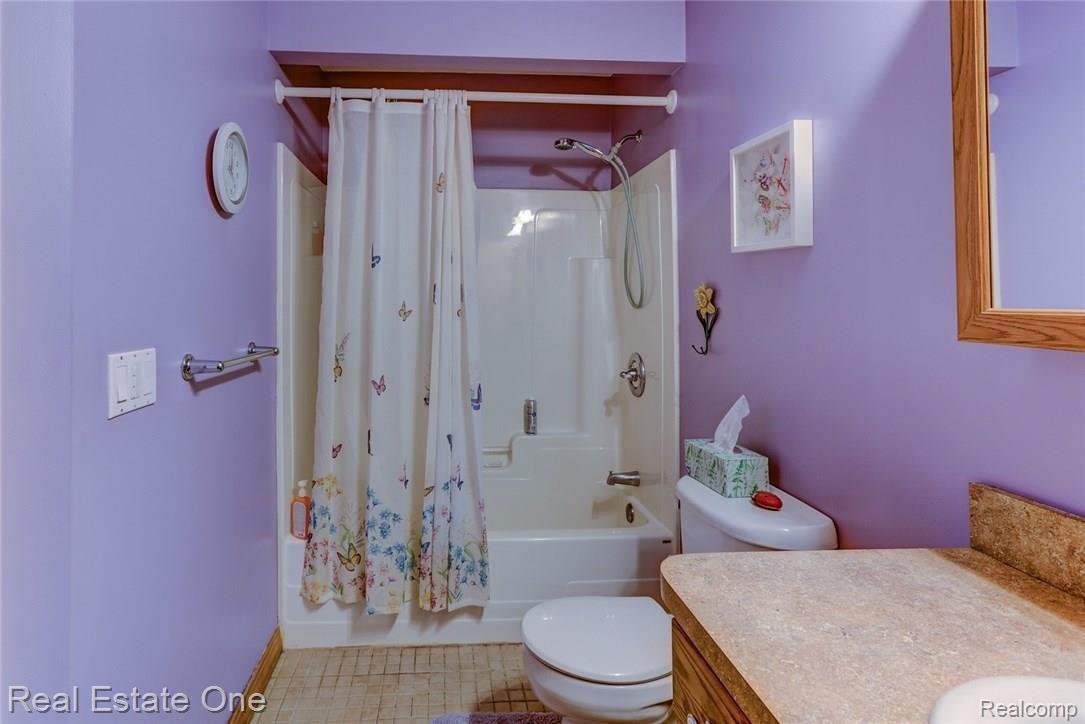 10039 Big Lake Road Clarkston, MI 48346 - Photo 27 of 52 Big Lake 41.jpg