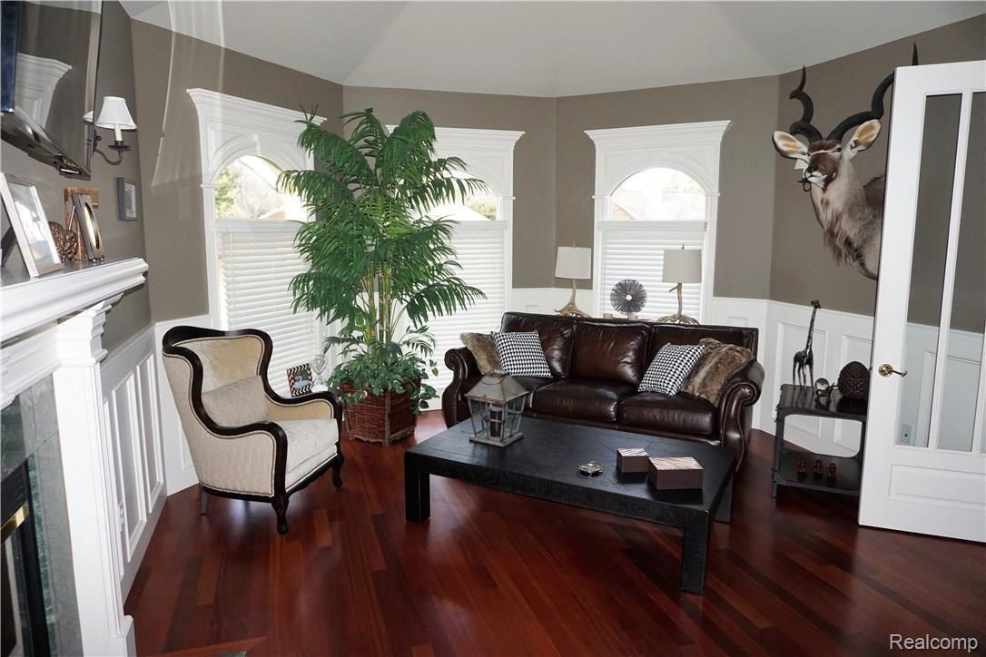 521 Hampton Road Grosse Pointe, MI 48236 - Photo 18 of 48 18 (2).JPG