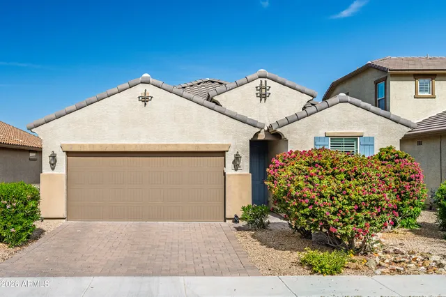 $519,000 | 3710 East Branham Lane, Phoenix, AZ 85042