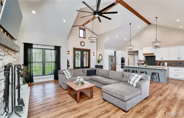 $975,000 | 354 Pine Bluff Way, Troy, MO 63379