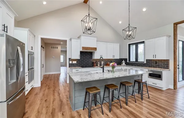 $975,000 | 354 Pine Bluff Way, Troy, MO 63379