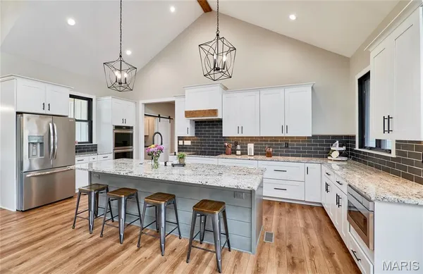 $975,000 | 354 Pine Bluff Way, Troy, MO 63379