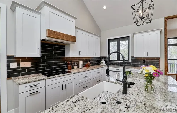 $975,000 | 354 Pine Bluff Way, Troy, MO 63379