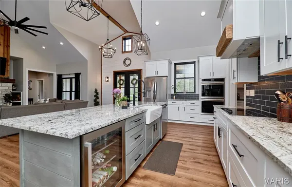 $975,000 | 354 Pine Bluff Way, Troy, MO 63379