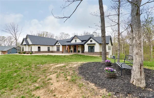 $975,000 | 354 Pine Bluff Way, Troy, MO 63379