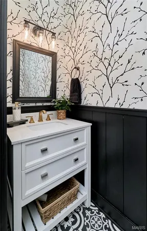 $975,000 | 354 Pine Bluff Way, Troy, MO 63379