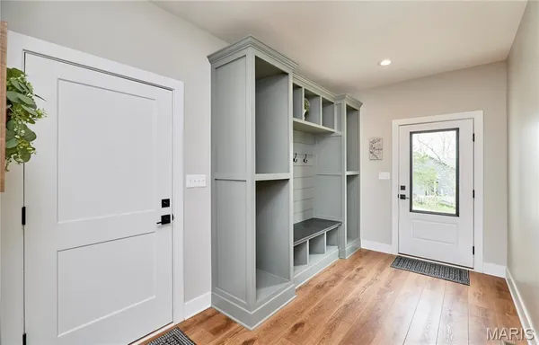 $975,000 | 354 Pine Bluff Way, Troy, MO 63379