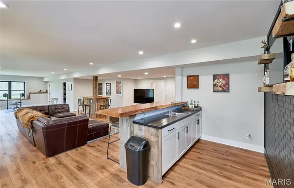 $975,000 | 354 Pine Bluff Way, Troy, MO 63379