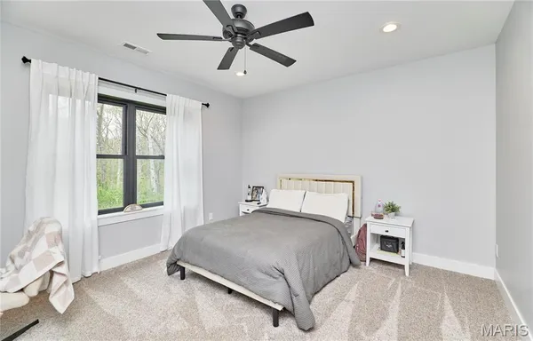 $975,000 | 354 Pine Bluff Way, Troy, MO 63379