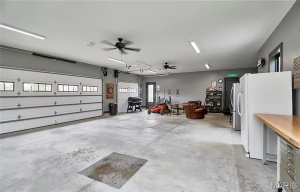 $975,000 | 354 Pine Bluff Way, Troy, MO 63379