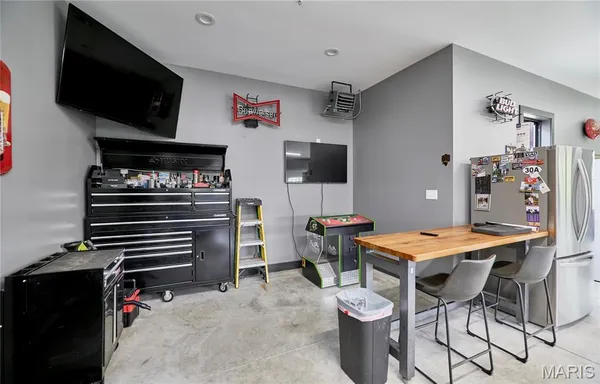 $975,000 | 354 Pine Bluff Way, Troy, MO 63379