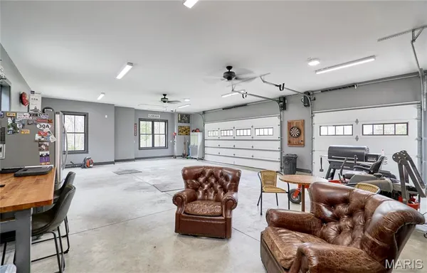 $975,000 | 354 Pine Bluff Way, Troy, MO 63379