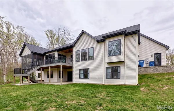$975,000 | 354 Pine Bluff Way, Troy, MO 63379