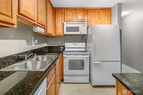 $369,950 | 20318 Bothell Everett Highway, Unit A204, Bothell, WA 98012