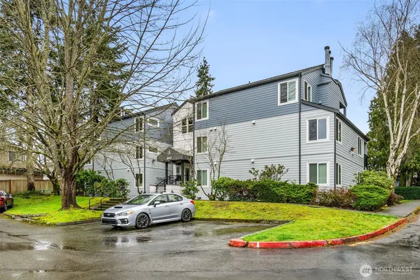 $369,950 | 20318 Bothell Everett Highway, Unit A204, Bothell, WA 98012