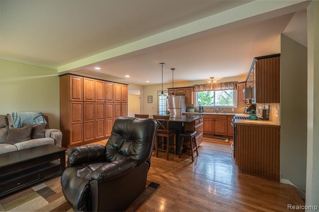 2513 Bowers Road Lapeer, MI 48446 - Photo 5 of 33