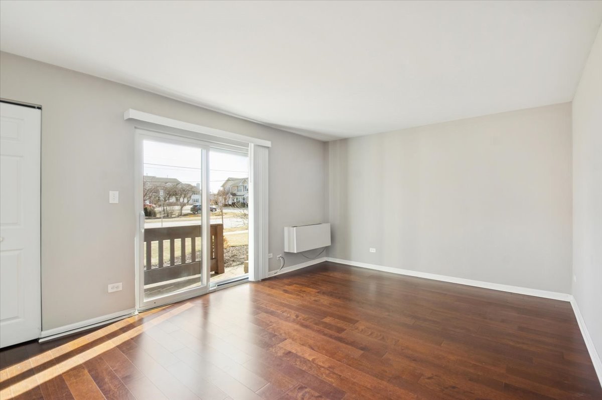 266 12th Street, Unit 3A Wheeling, IL 60090 - Photo 2 of 11