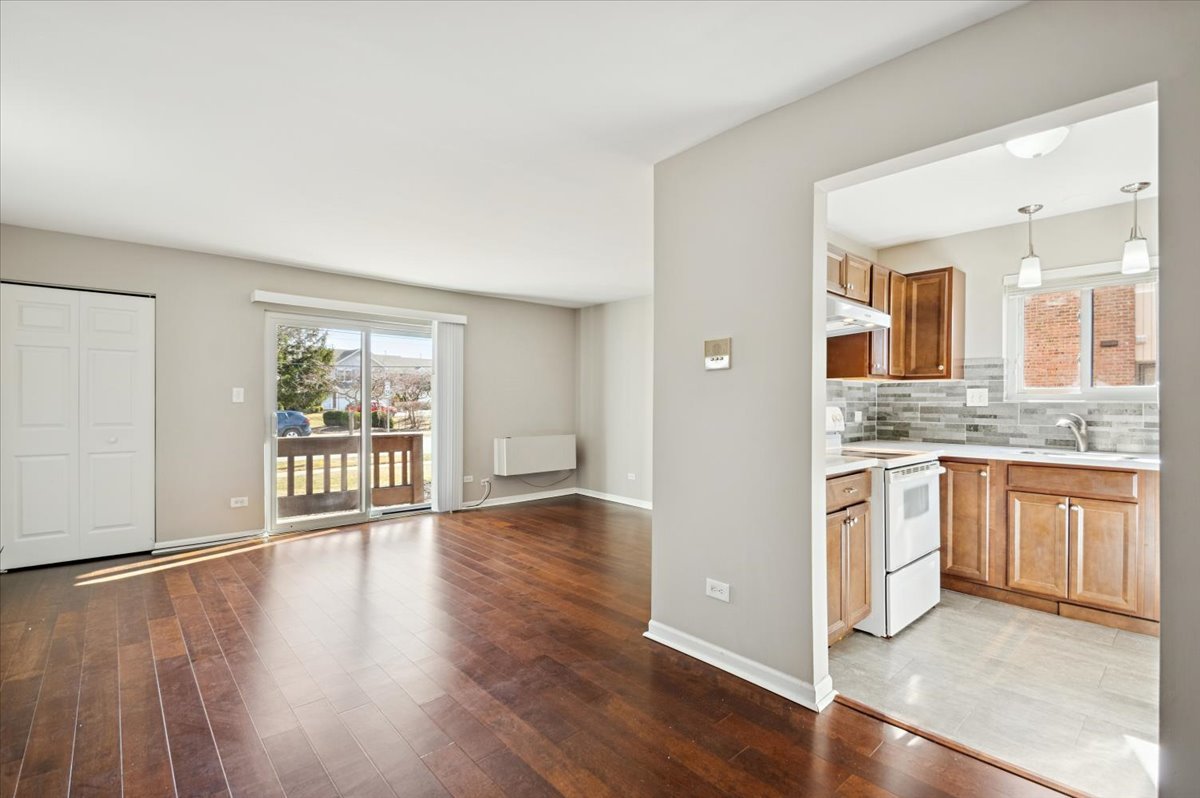 266 12th Street, Unit 3A Wheeling, IL 60090 - Photo 5 of 11