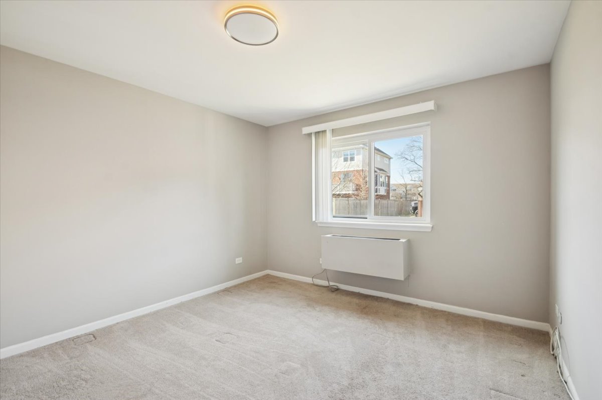 266 12th Street, Unit 3A Wheeling, IL 60090 - Photo 7 of 11