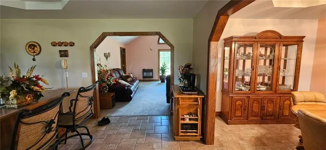 $599,900 | 14674 State Highway West, Wheatland, MO 65779