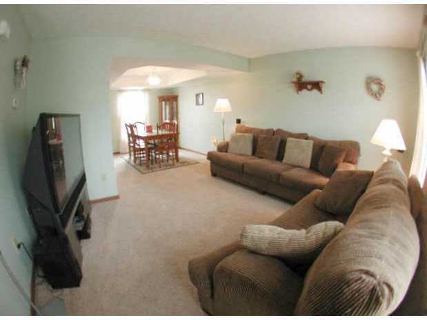 2712 Raphael Drive Columbus, OH 43232 - Photo 2 of 5 Gallery Image 2