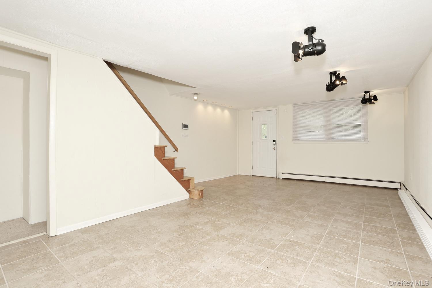 160 Pascack Road Chestnut Ridge, NY 10965 - Photo 23 of 34