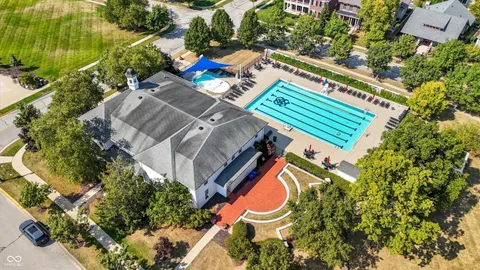 $250,000 | 6483 West Deerfield Court, Zionsville, IN 46077