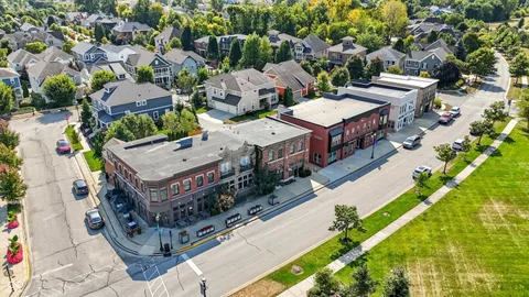 $250,000 | 6483 West Deerfield Court, Zionsville, IN 46077