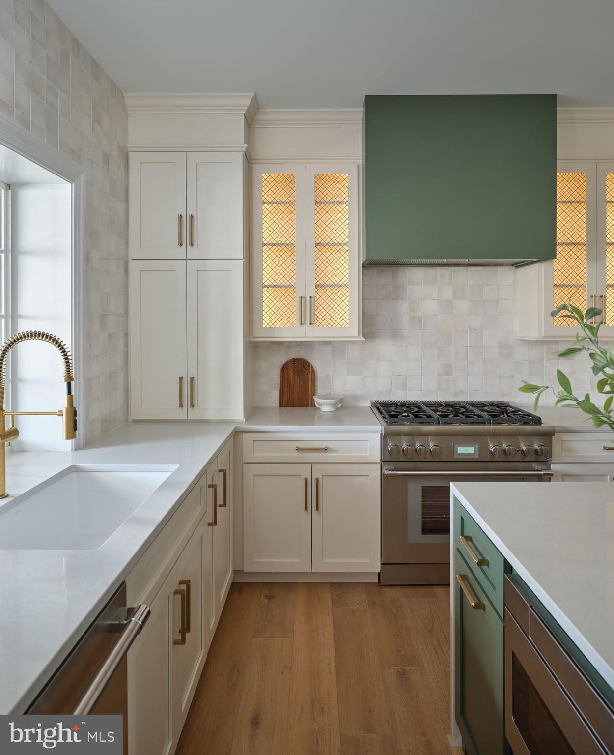 6 Inverness Drive Medford, NJ 08055 - Photo 13 of 62 a kitchen with a sink stove and cabinets