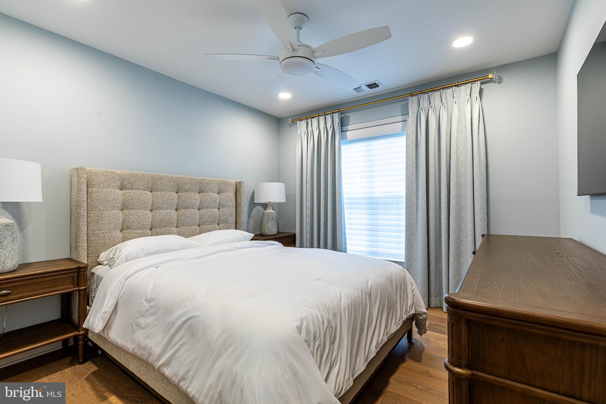 6 Inverness Drive Medford, NJ 08055 - Photo 43 of 62 a bedroom with a bed and a window
