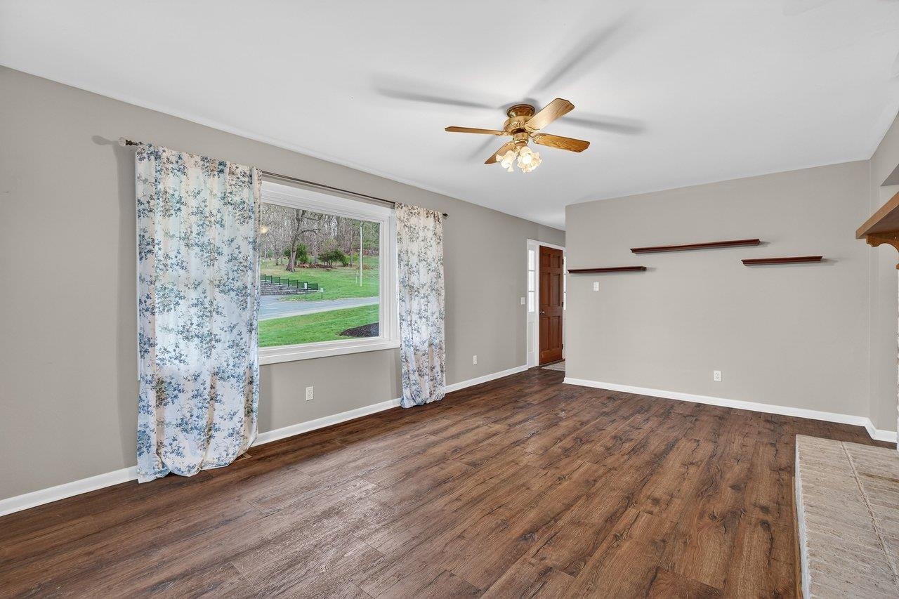 3259 Zion Church Road Broadway, VA 22815 - Photo 4 of 48