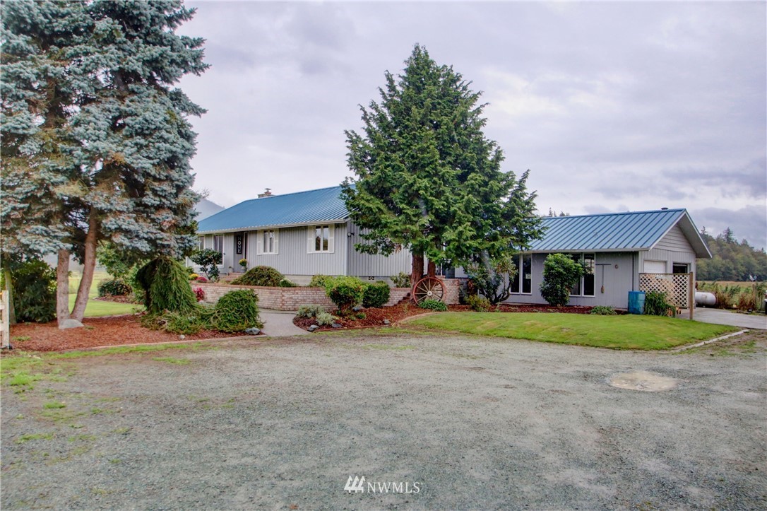13278 Beaver Lake Road Mount Vernon, WA 98273 - Photo 1 of 40 Gallery Image 1